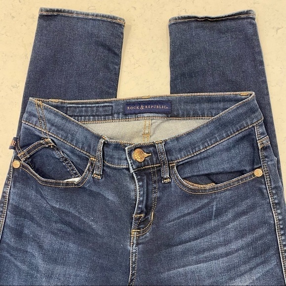 ROCK & Republic Straight Leg Jean Size 6 - Picture 2 of 6